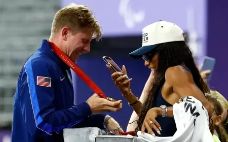 خلال 28 يوماً.. زوجان يحتفلان بذهبيتين في أولمبياد وبارالمبياد باريس