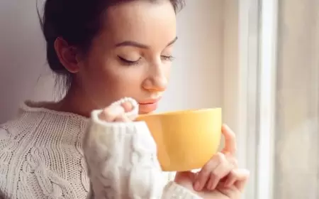 5 مشروبات سحرية لبشرة مشرقة في الصباح