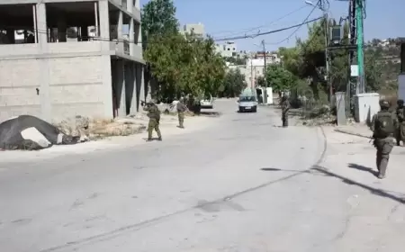 الاحتلال يجرف أراضٍ لقرية أم صفا شمال غرب رام الله