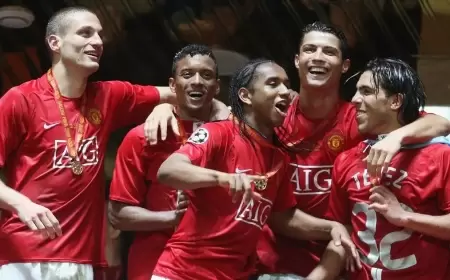 كيف أنهى "ماكدونالدز" مسيرة نجم مانشستر يونايتد؟