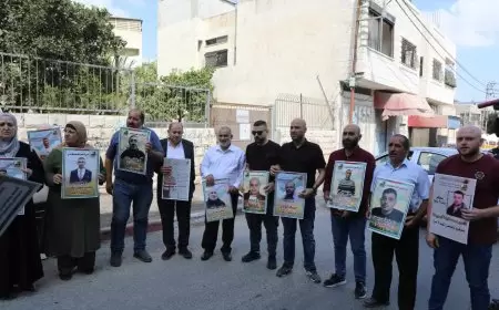 ‫وقفة مساندة للمعتقلين في طولكرم