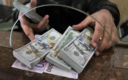 المركزي الأميركي يبدأ سياسة تيسير نقدي بخفض كبير للفائدة
