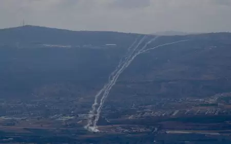 حزب الله يعلن استهداف قاعدة "رامات ديفيد" الإسرائيلية للمرة الثانية اليوم بعشرات ‏الصواريخ