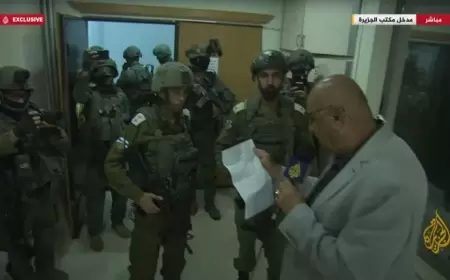 الاحتلال يقتحم رام الله ويغلق مكتب قناة الجزيرة