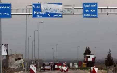 المرصد: دوي انفجارات على الحدود السورية اللبنانية