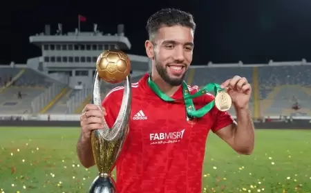 الأهلي "خطف" قندوسي من الزمالك.. وباعه بسبب "الوكلاء"