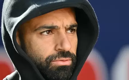 أسطورة ليفربول: صلاح لن يرحل لأنه "مهووس"