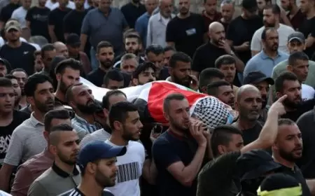 تشييع جثمان الشهيد عبد الكريم مزيد في عنبتا شرق طولكرم
