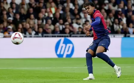 ريال مدريد يدين إساءات جماهيره في الكلاسيكو