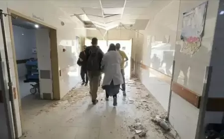 الاحتلال يقصف مستشفى كمال عدوان وصحة غزة تدين العدوان المتواصل