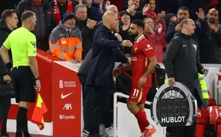 صلاح في رسالة "غامضة" تثير قلق ليفربول.. "لن أنساكم"