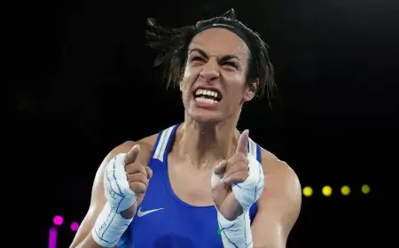 إيمان خليف تلاحق تسريبات فرنسية تشكك في جنسها