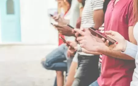 أستراليا تعتزم حظر مواقع التواصل الاجتماعي على المراهقين