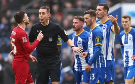 حكم يشتم ليفربول: فريق "قذر".. والاتحاد الإنجليزي يوقفه