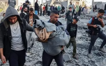 403 يوما للحرب: شهداء بالعشرات بالنصيرات وخان يونس وقصف مكثف على غزة