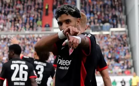 برشلونة يخطط لـ"قنبلة" بخطف المصري مرموش من ليفربول