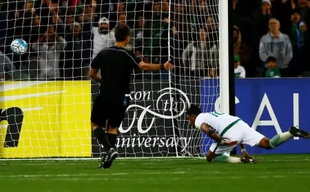 الإصابة تحرم هداف السعودية أمام أستراليا من تحقيق رقم قياسي