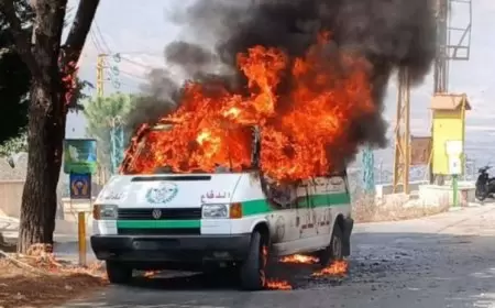 استشهاد مسعفين اثنين بغارات إسرائيلية على لبنان