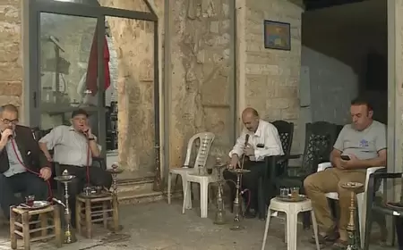 الاحتلال يغلق مقهى شعبياً في المصرارة بالقدس المحتلة