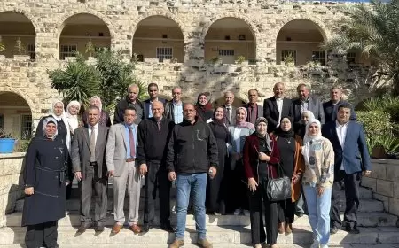 التربية والمؤسسات الشريكة تكرّم مديرة مدرسة العدوية لبلوغها سن التقاعد  وتكرم الطالبة المشاركة في الموهوبون العرب