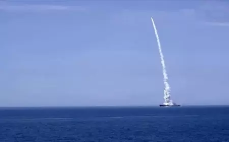 أوكرانيا: روسيا استخدمت صاروخا باليستيا عابرا للقارات ضد أراضينا