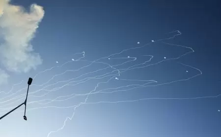 صافرات الإنذار تدوي في حيفا وأنباء عن انفجارات في المدينة