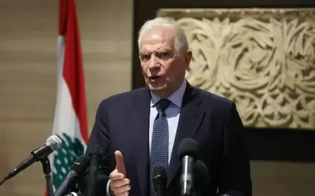 بوريل من بيروت: لبنان بات على شفير الانهيار