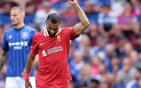 أسطورة ليفربول يهاجم صلاح: أناني.. والنادي لن يقف عليك