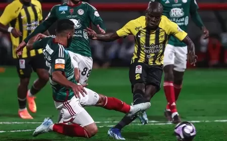 اتحاد جدة يتخم شباك الاتفاق ويبتعد في الصدارة