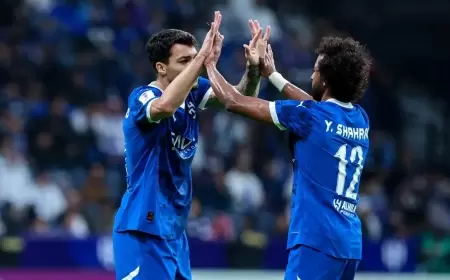 الهلال يتجاوز الغرافة ويستعيد الصدارة الآسيوية