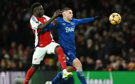 أرسنال يواصل التعثر بتعادله سلبياً مع إيفرتون