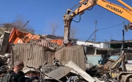 السلطات الإسرائيلية تهدم منزلا في كفر قرع