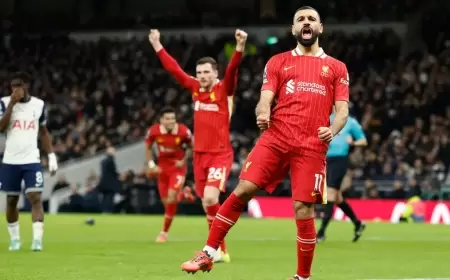 ليفربول يعزز صدارته بسداسية توتنهام