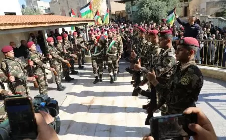 بمراسم عسكرية وبمشاركة رسمية وشعبية  : جماهير شعبنا تشيع جثمان شهيد الواجب الوطني المساعد اول ساهر ارحيل