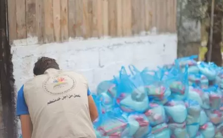 سلطة المياه: البدء بتوزيع طرود نظافة صحية للعائلات في قطاع غزة بالتعاون مع اليونيسيف