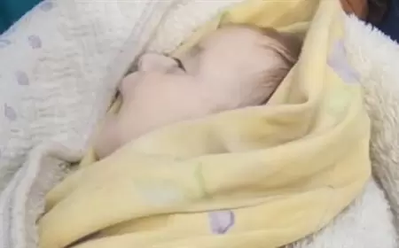 استشهاد توأم الطفل الذي ارتقى بالأمس بسبب البرد القارس وسط قطاع غزة