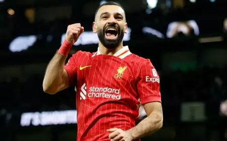 هدية العام الجديد.. ليفربول يمنح صلاح عقداً لمدة عامين