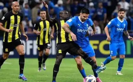 الهلال والاتحاد في كأس الملك.. من يتفوق؟