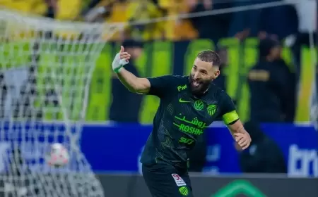 بقيادة بنزيمة.. الاتحاد يقصي الهلال ويتأهل إلى نصف النهائي