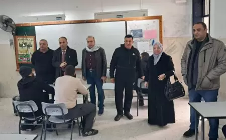 مطمئناً على الطلبة خاصةً طلبة الثانوية العامة  مدير التربية يتفقد مدارس علار