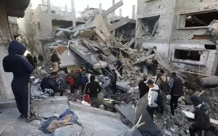 50 شهيدا منذ الفجر: شهداء وجرحى في غارات الاحتلال المتواصلة على قطاع غزة