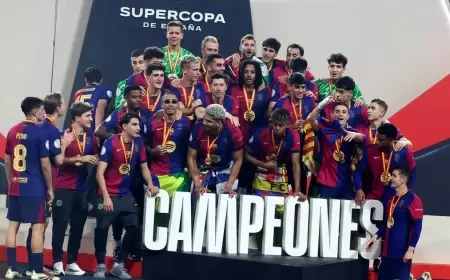 برشلونة يقسو على ريال مدريد بخماسية ويتوج بالسوبر الإسباني في جدة