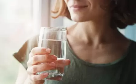 دراسة صادمة.. شرب كمية أكبر من الماء قد لا يعني صحة أفضل