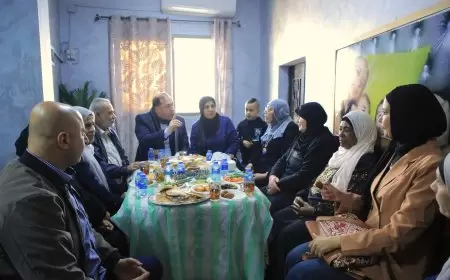 خلال الافطار مع أمهات الشهداء من مخيم طولكرم