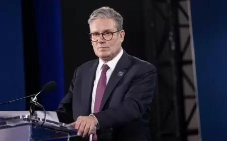 رئيس وزراء بريطانيا يرحب بوقف النار بغزة ويؤكد على حل الدولتين