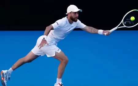 لاعب تنس فرنسي يعترف بعد الخسارة: فقدت وعيي في الحمام