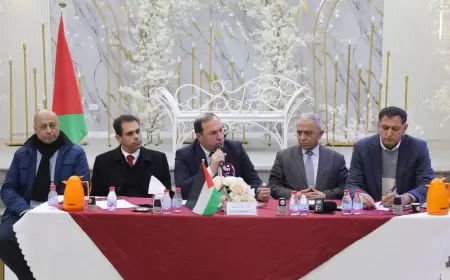 خلال لقاء عطوفة المحافظ د كميل برجال الاعمال  الإجماع على اهمية تعزيز سيادة القانون والحفاظ على الأمن والامان باعتباره أحد مرتكزات استنهاض الواقع التجاري والإقتصادي