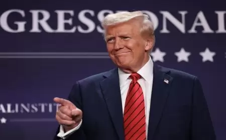 "واشنطن بوست": ترامب يطهر FBI.. إنذارات بالاستقالة أو الفصل