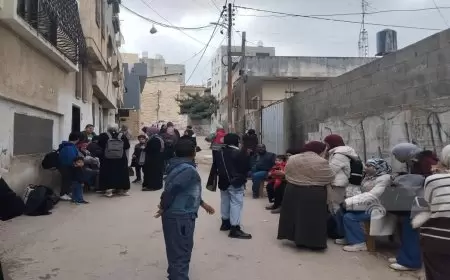 الاحتلال يواصل إجبار المواطنين على إخلاء منازلهم في مخيم طولكرم