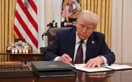 الولايات المتحدة تفرض رسوما جمركية على كندا والمكسيك والصين